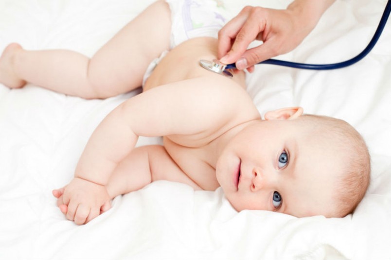 Физиологический насморк у малышей, как правило, не требует особого лечения. 