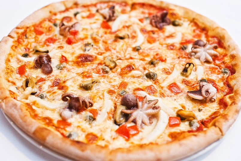 Сыр — это уникальный ингредиент, которому под силу преобразить любое блюдо. Если речь идет о пицце, то он уникален вдвойне.