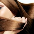 Использование средств народной медицины в борьбе с выпадением волос направлено на укрепление, улучшение кровообращения и стимулирование их роста.