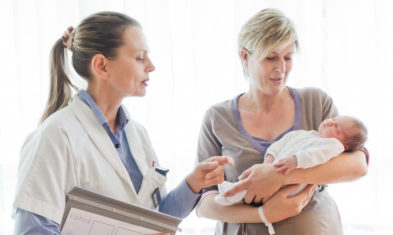 Желтушка у новорожденного – это физиологический процесс, возникающий у крохи в результате несовершенного функционирования систем.