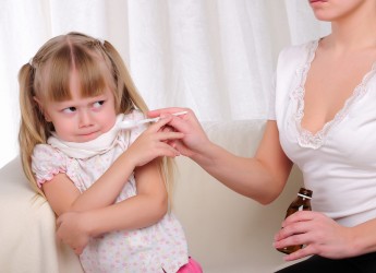 При лечении детского мокрого кашля во избежание возникновения аллергической реакции препараты необходимо подбирать с особой тщательностью.