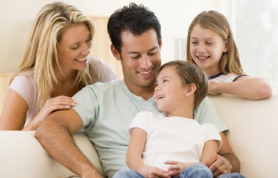 Семейное воспитание - это,прежде всего, система отношений родителей и детей.
