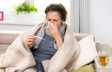 Простуда – это такая же болезнь, как и грипп, но она переносится организмом намного легче (например, не очень сильно повышается температура).