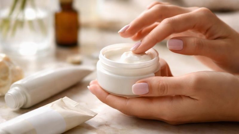 Почему мази с витамином A дают разный эффект на коже и от чего это зависит на практике